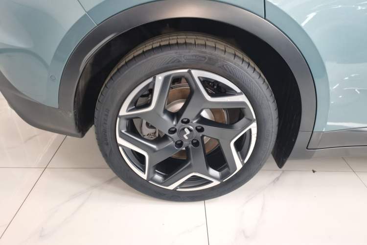 Used ONVO L60 2024 60 kWh Rear-Drive Version