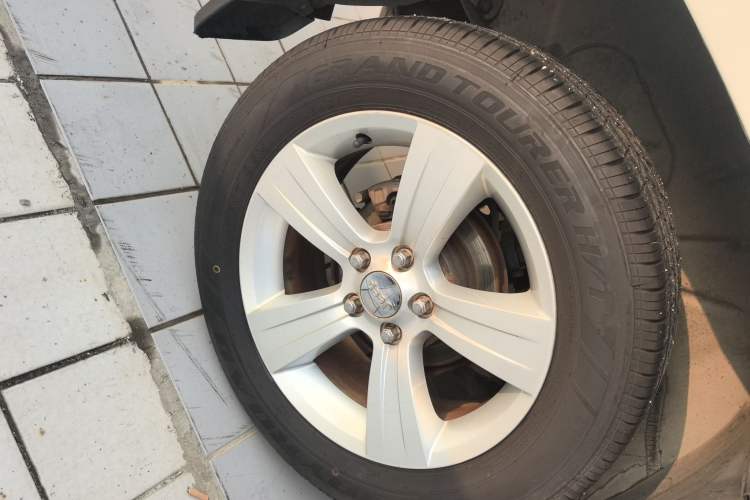 Used  Compass 2014 Revised Version 2.0L Two-Wheel Drive Entry-Level Edition
