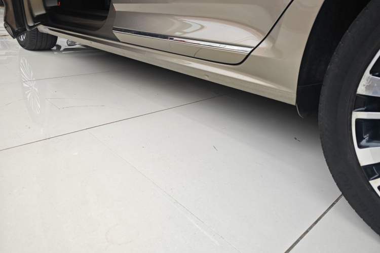 Used Volkswagen Passat 2019 330TSI Luxury Edition China VI Standard
