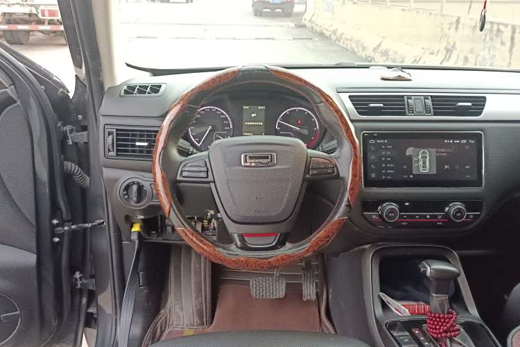 Used Qoros 5 2018 1.6T Automatic Prestige Model
