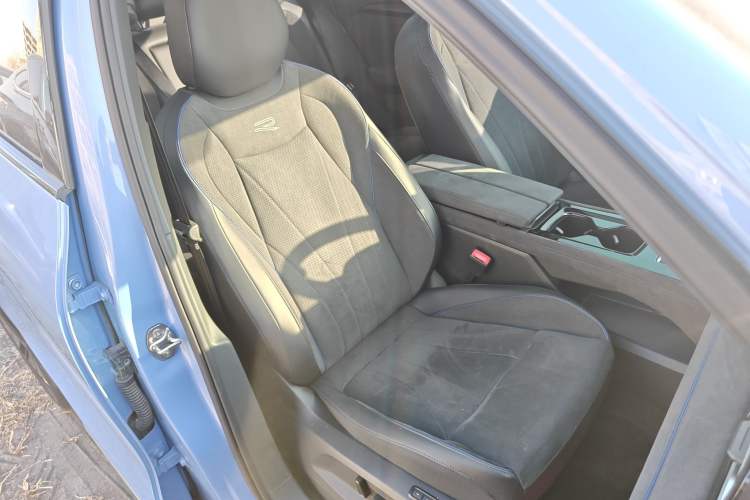 Used Volkswagen Tiguan L 2024 PRO 380TSI Four-Wheel Drive R-Line Prestige Edition
