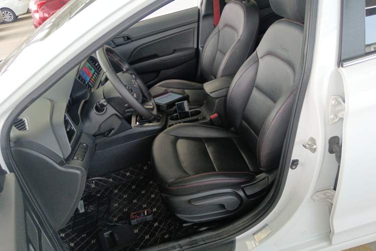 Used Hyundai Elantra 2019 1.4T Dual-Clutch Xuan Dong · Dynamic Model
