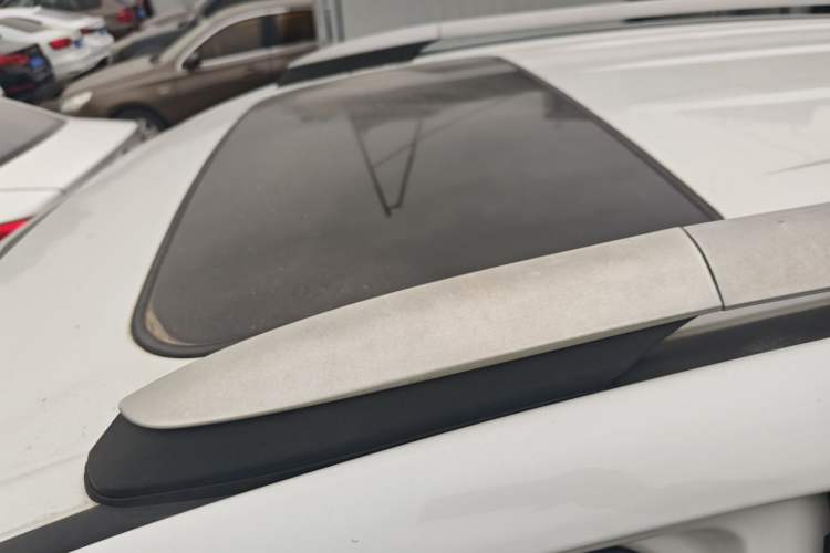 Used Toyota RAV4 2015 2.0L CVT Two-Wheel Drive Fashion Edition
