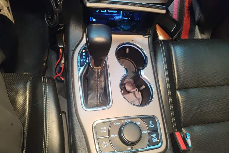 Used Jeep Grand Cherokee 2016 3.0L Elite Navigation Edition
