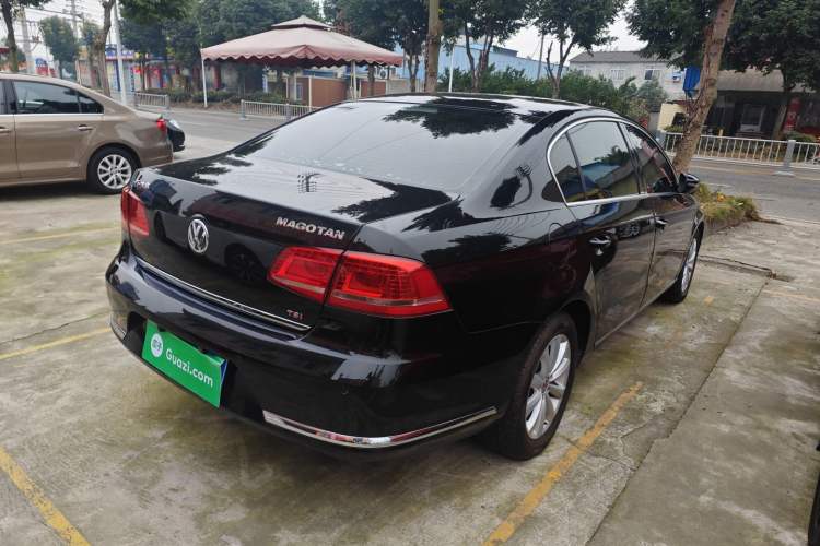 Used Volkswagen Magotan 2015 Revised Version 2.0 TSI Luxury Edition