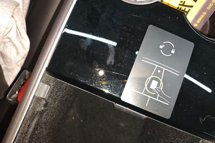 Used Tesla Model 3 2019 Long-Range Rear-Wheel-Drive Version
