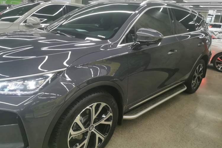 Used BYD Tang New Energy 2025 DM-i 115KM Cloud Ride Flagship Model
