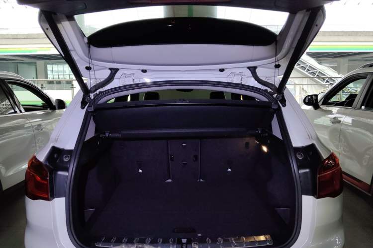 Used BMW X1 2019 sDrive20Li Leading Model
