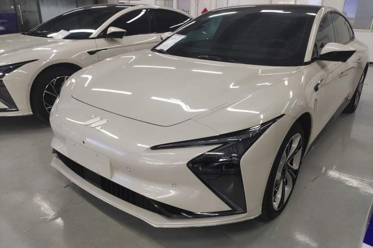 Used  L7 2022 Pro Model
