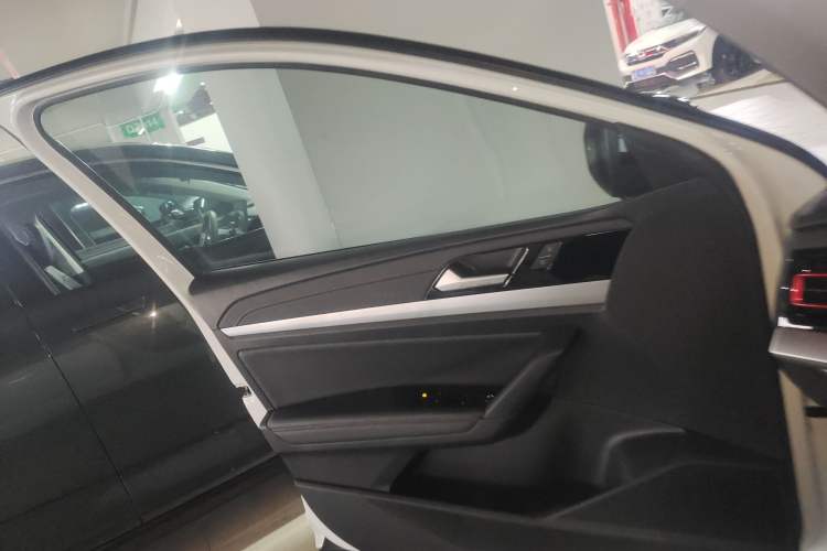 Used Volkswagen Lavida 2024 300TSI DSG Starry Sky Leading Edition
