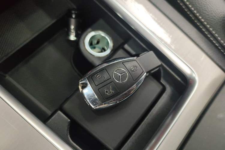 Used Mercedes-Benz GLK-Class 2015 GLK 300 4MATIC Fashion Edition Ultimate Version