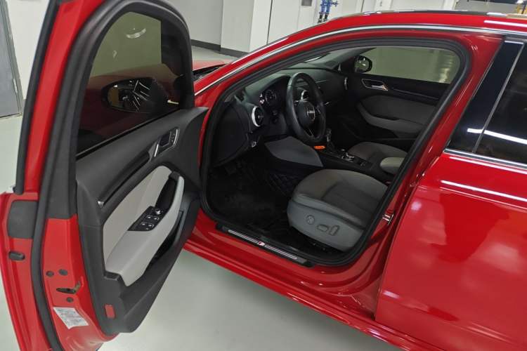 Used Audi A3 2019 Sportback 35 TFSI Fashion Edition China VI Emission Standard
