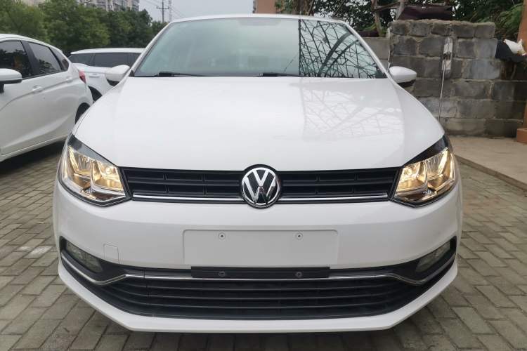Used Volkswagen Polo 2014 1.6L Automatic Comfort Edition
