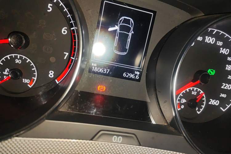 Used Volkswagen Golf Sportsvan 2016 230TSI Automatic Trend Edition
