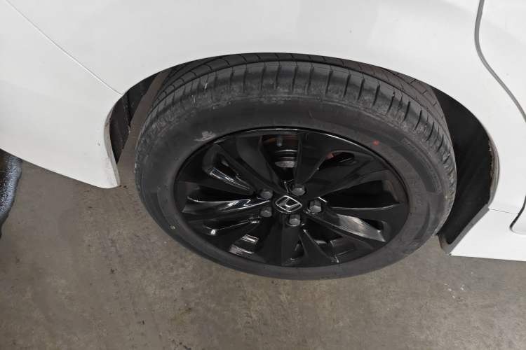 Used Honda Jade 2017 1.8L automatic Comfort version 5 seats