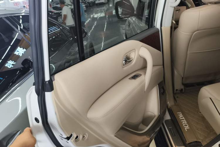 Used Nissan Patrol 2017 4.0L XE Middle East Version
