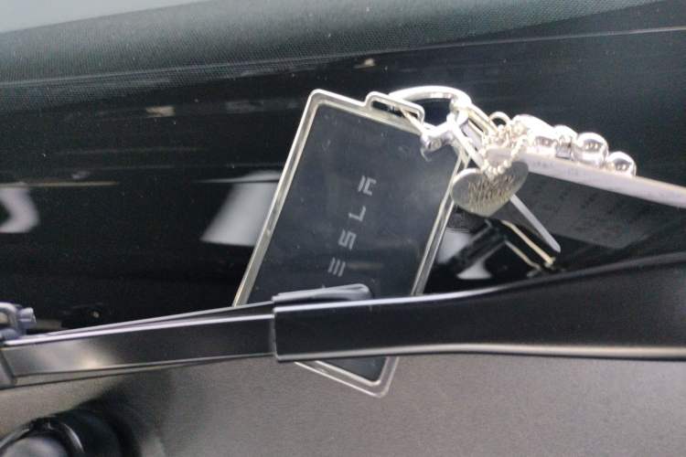 Used Tesla Model Y 2024 Rear-Wheel-Drive Version