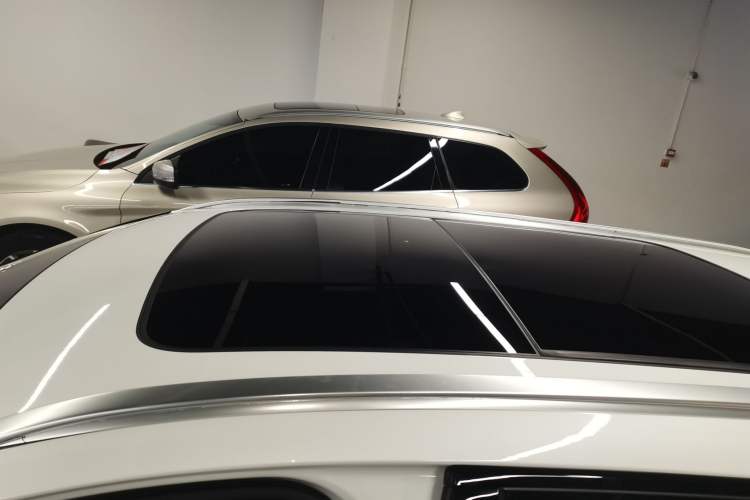 Used Volvo V90 2021 Cross Country B5 AWD Smart Range Edition
