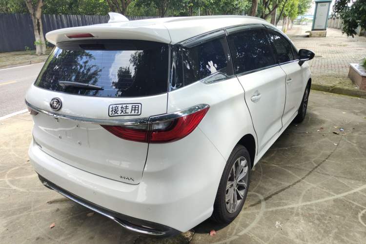 Used BYD Song MAX 2019 1.5T Automatic Smart Connect Ruiyi Sunroof Version 6 Seats China VI Standard
