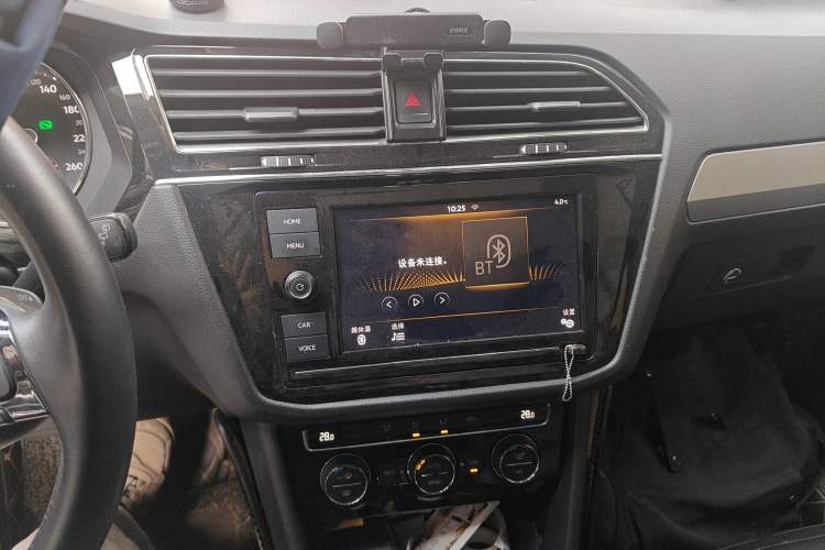 Used Volkswagen Tiguan L 2019 330TSI Automatic Two-Wheel Drive Panoramic Comfort Edition China VI Standard
