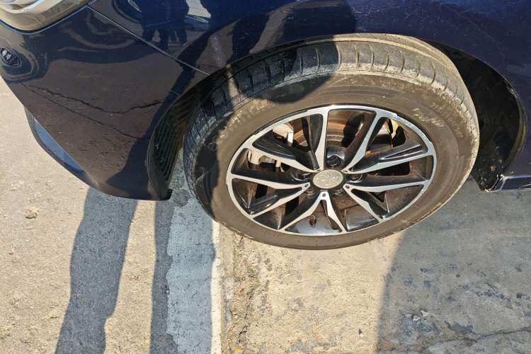 Used BYD Song MAX 2017 1.5T Automatic Smart Connect Luxury 7-Seater