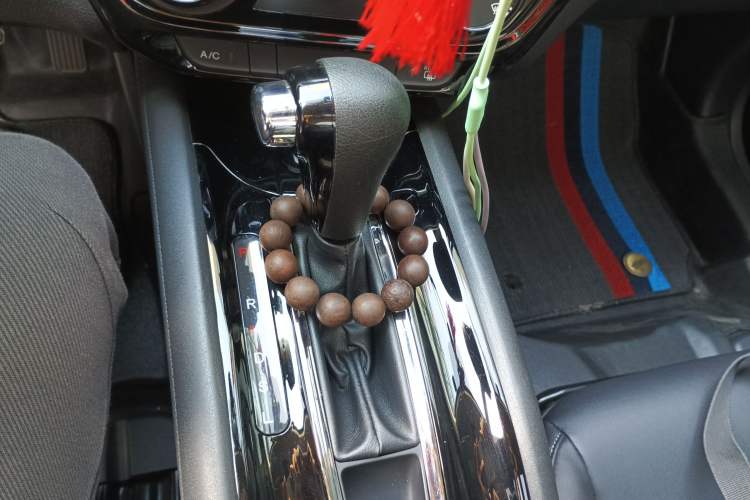 Used Honda Vezel 2020 1.5L CVT Pioneer Edition
