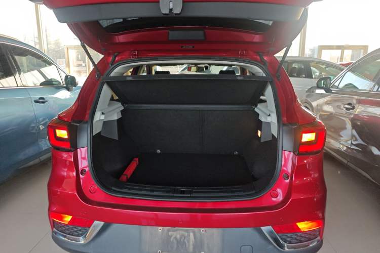 Used MG ZS 2018 1.5L Automatic Luxury Internet Edition China V Standard