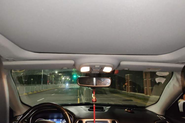 Used  Compass 2017 200T Automatic Family Edition
