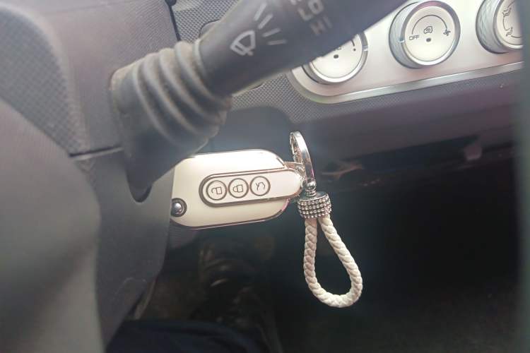 Used Wuling Hongguang MINIEV 2022 Macaron Fashion Model Lithium Iron Phosphate