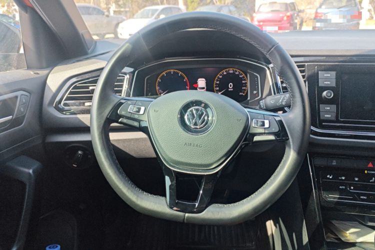 Used Volkswagen T-ROC 2020 280TSI DSG Two-Wheel-Drive Luxury Version
