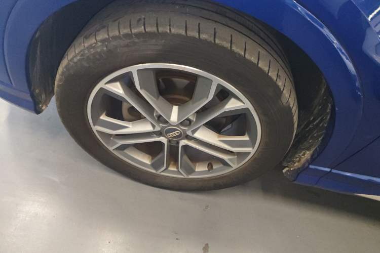 Used Audi Q3 2020 40 TFSI Fashion Dynamic Model