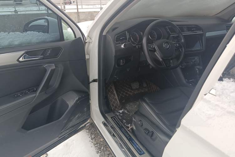 Used Volkswagen Tiguan L 2018 Revised Version 330TSI Automatic Two-Wheel Drive Comfort Edition
