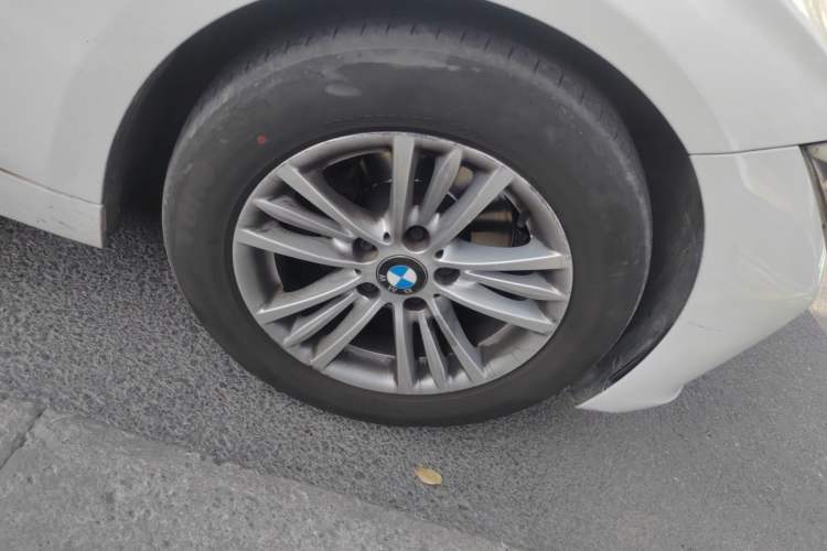Used BMW 3 Series 2014 320Li Fashion Model
