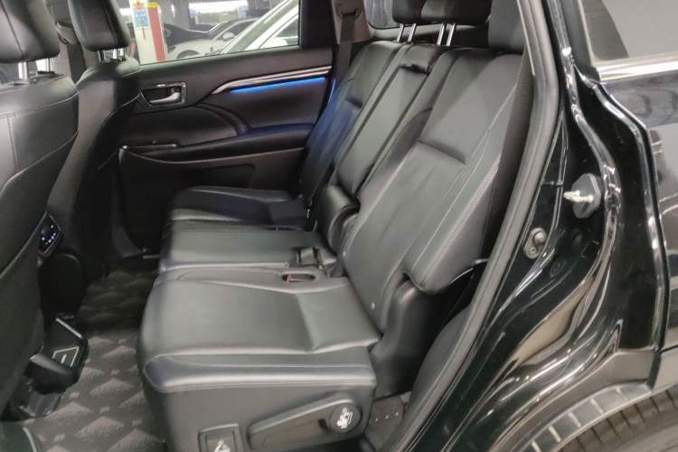 Used Toyota Highlander 2021 2.0T Four-Wheel Drive Luxury Edition 7 Seats
