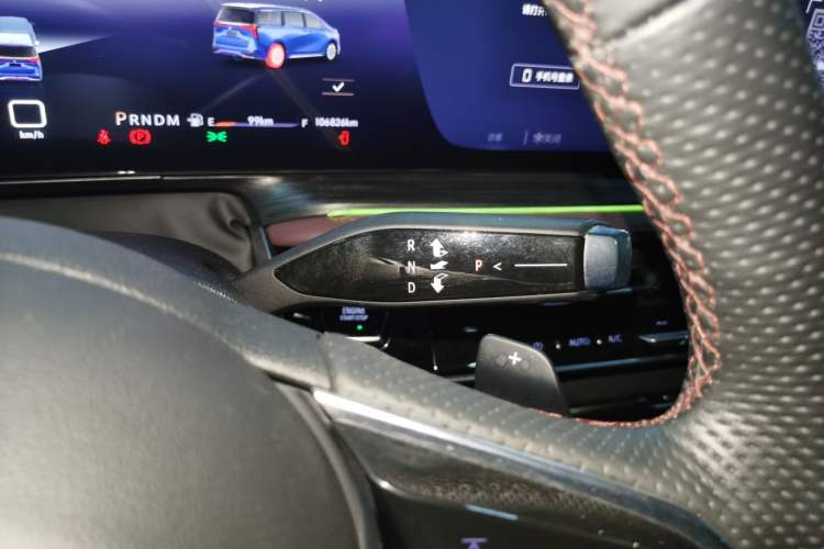 Used Buick Century 2023 2.0T Six-Seater Yinshi Edition
