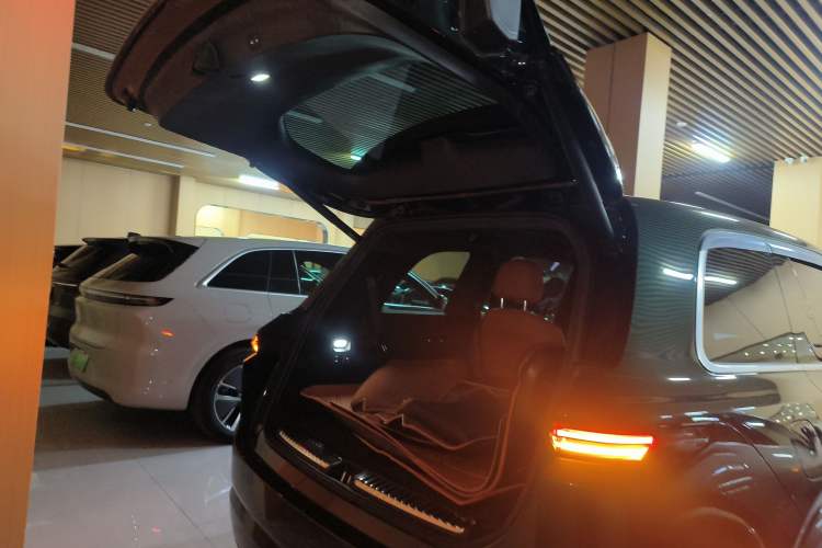 Used Li Auto L9 2022 Max model
