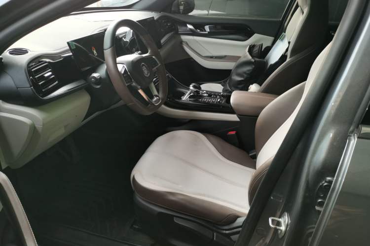 Used BYD Qin PLUS 2024 HONOR Edition DM-i 55KM Leading Model
