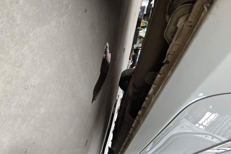 Used Buick GL8 2021 Land Cruiser Executive Class 652T Luxury Model
