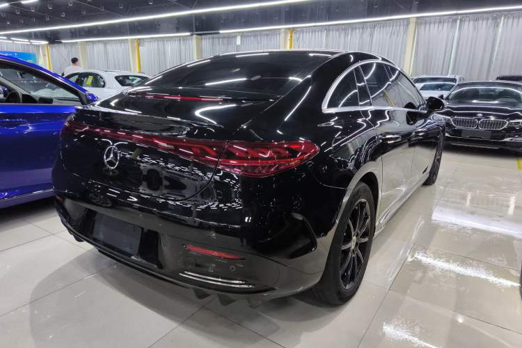 Used Mercedes-Benz EQE 2022 350 Pioneer Edition
