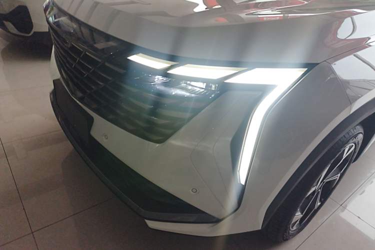 Used Geely Auto FX11 2023 1.5TD DCT Prestige Edition
