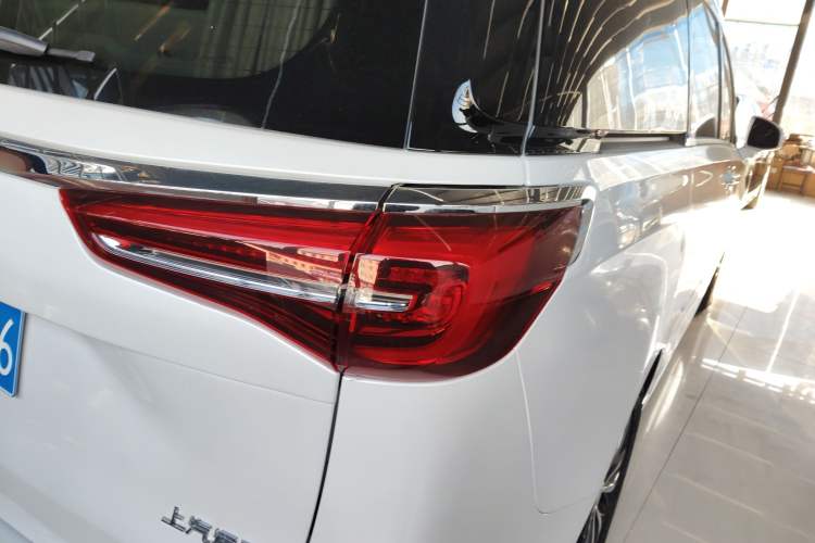 Used Buick GL8 2023 ES Lu Zun Comfort Model
