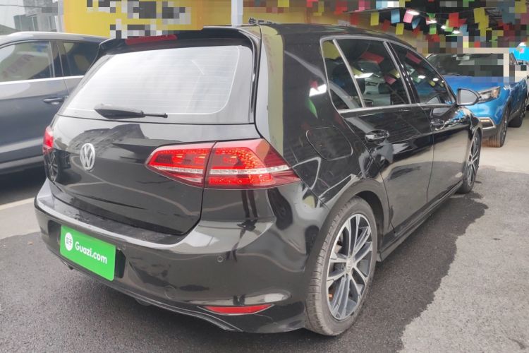 Used Volkswagen Golf 2016 1.4TSI Automatic R-Line
