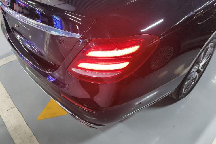 Used Mercedes-Benz E-Class 2019 E 200 L
