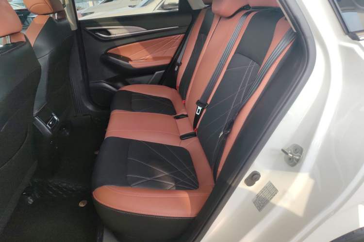 Used Changan Eado 2024 PLUS Blue Whale NE 1.4T GDI DCT High-Energy Edition
