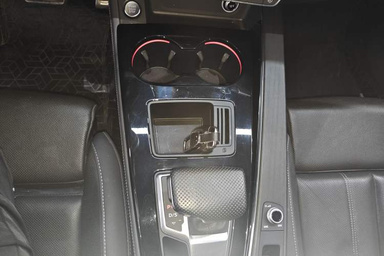 Used Audi A4L 2024 40 TFSI Luxury Dynamic Edition