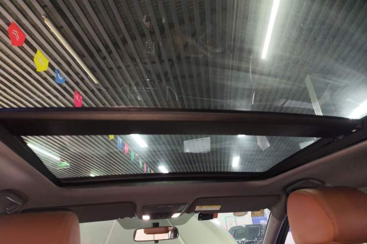 Used Honda UR-V 2017 370TURBO 2WD Prestige Edition China V
