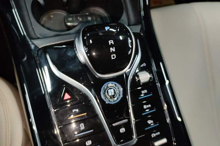 Used BYD Qin PLUS 2024 HONOR Edition DM-i 55KM Leading Model
