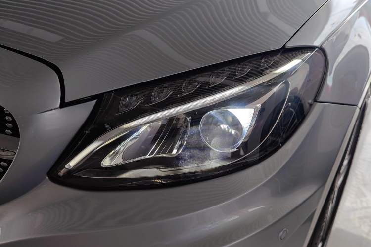 Used Mercedes-Benz C-Class 2017 Facelift C 200 L Sport Edition
