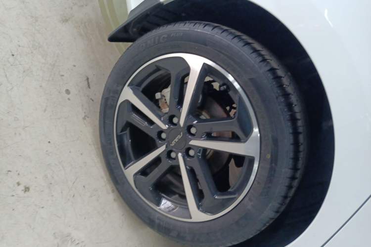 Used Dongfeng Aeolus Yixuan MAX 2024 1.5T Luxury Edition