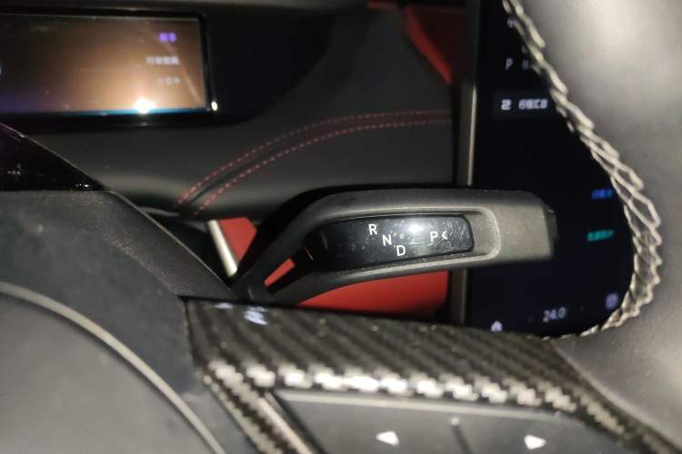 Used  SU7 2024 Four-Wheel Drive Ultra-Long Range Advanced Intelligent Driving Max Edition
